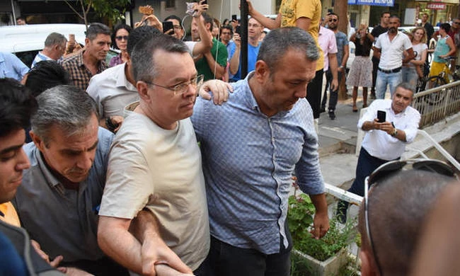 Νέο «όχι» από Άγκυρα στην απελευθέρωση του Αμερικανού πάστορα